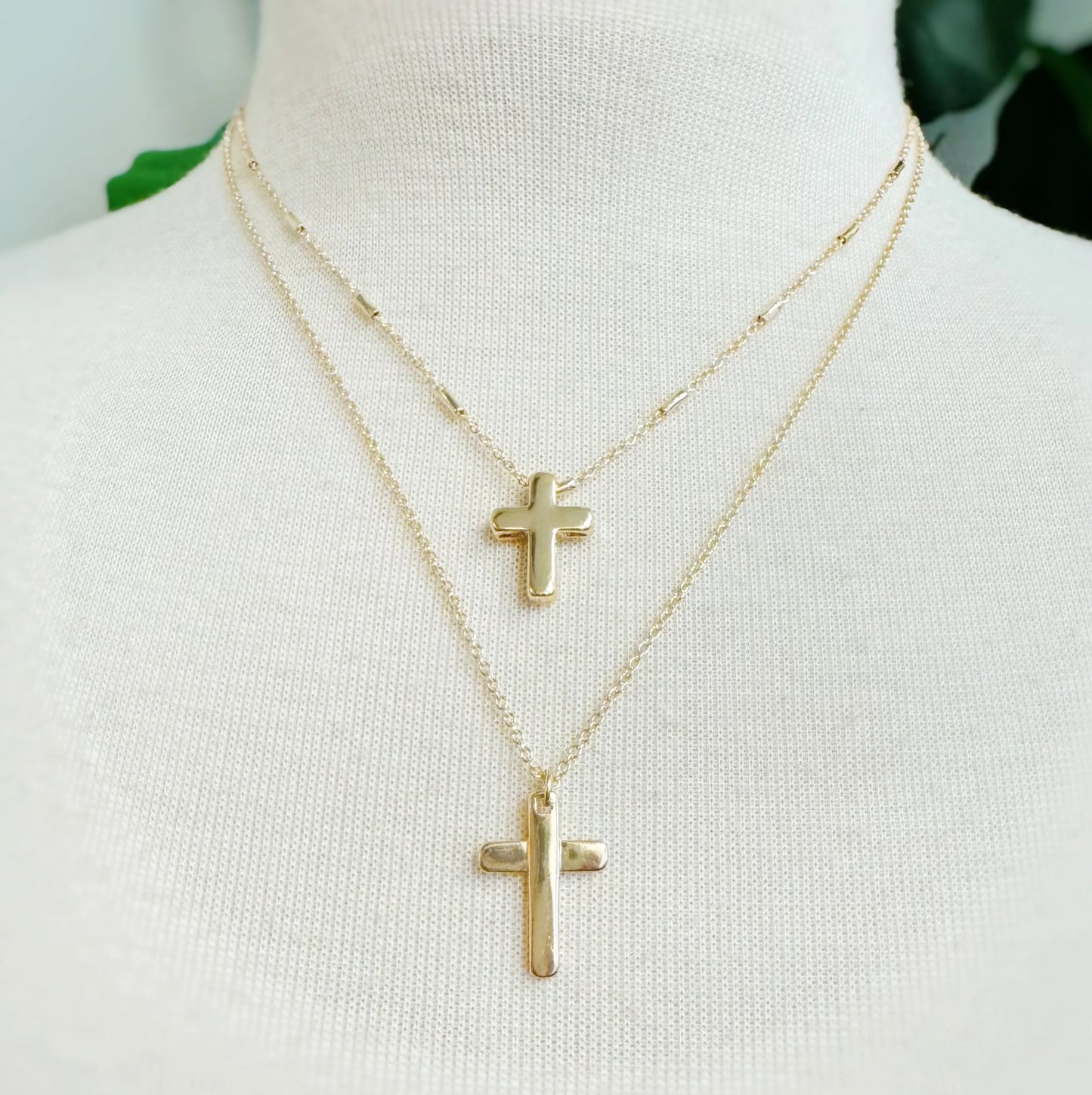 Pretty Chain Cross Necklace Set of 2